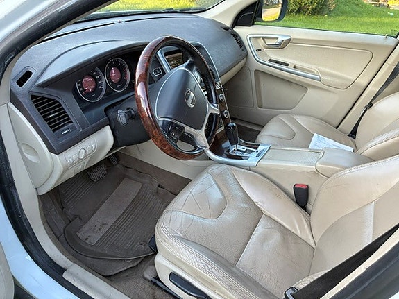 Volvo XC60 7 of 7