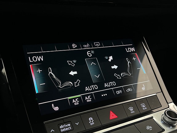 Audi e-tron 26 of 30