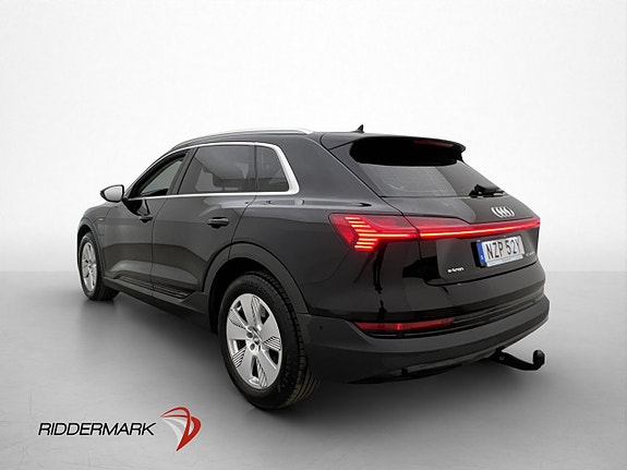 Audi e-tron 6 of 30
