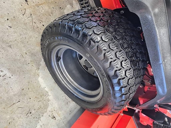Ariens ZENITH 60 13 of 17