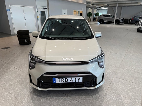 Kia Picanto 9 of 9