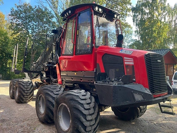 Komatsu 835 tx 3 of 11
