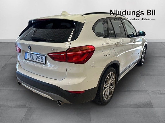 BMW X1 3 of 10