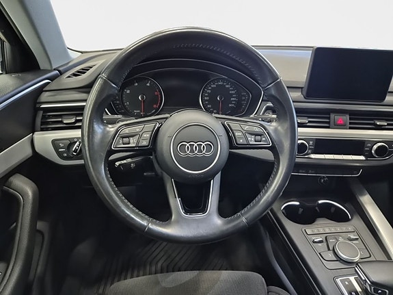 Audi A4 12 of 15