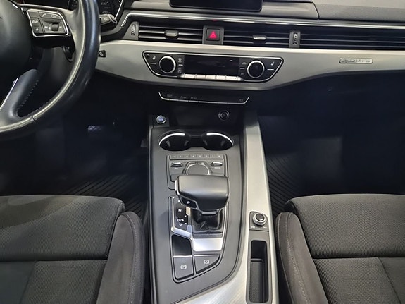 Audi A4 13 of 15