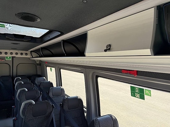 Mercedes-Benz Sprinter 517 buss 19 p Lift 6 of 9