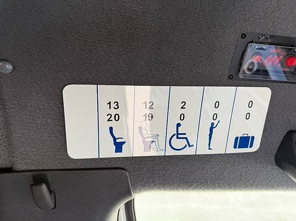 Mercedes-Benz Sprinter 517 buss 19 p Lift 4 of 9