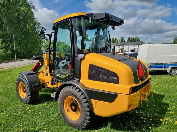 JCB 407 Nordic ny! Kampanjpris! 1.99% ränta 2 of 7