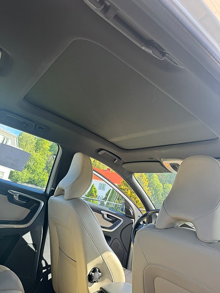 Volvo XC60 4 of 7