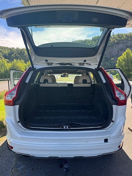 Volvo XC60 6 of 7