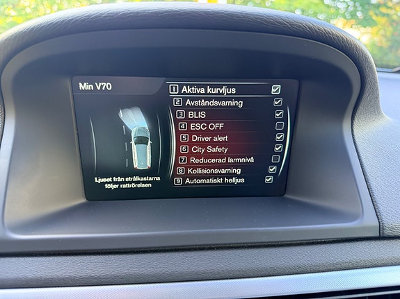 Volvo V70 20 of 28