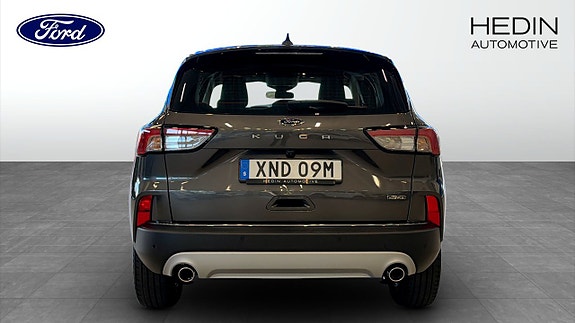 Ford Kuga 7 of 12