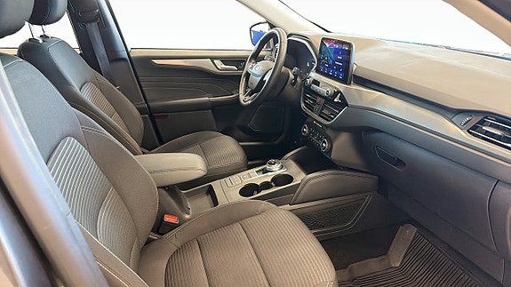 Ford Kuga 3 of 12