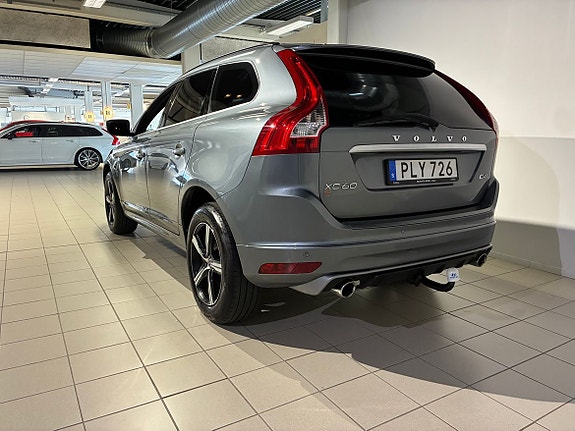 Volvo XC60 9 of 14