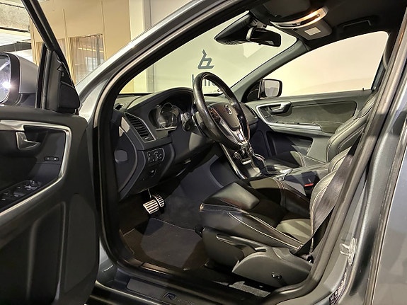Volvo XC60 5 of 14
