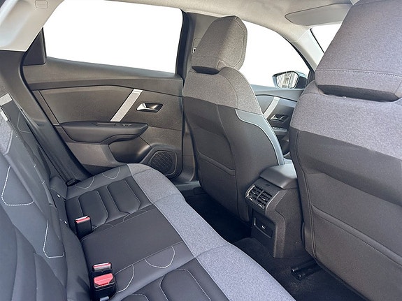 Citroen C4 X 14 of 17