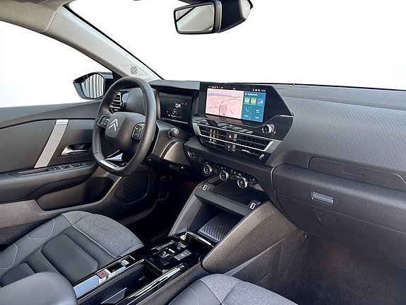 Citroen C4 X 13 of 17