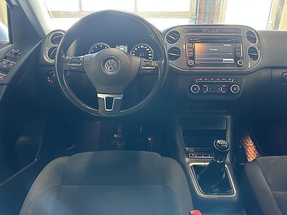 Volkswagen Tiguan 10 of 20