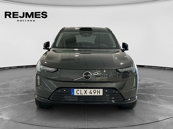 Volvo EX90 9 of 14