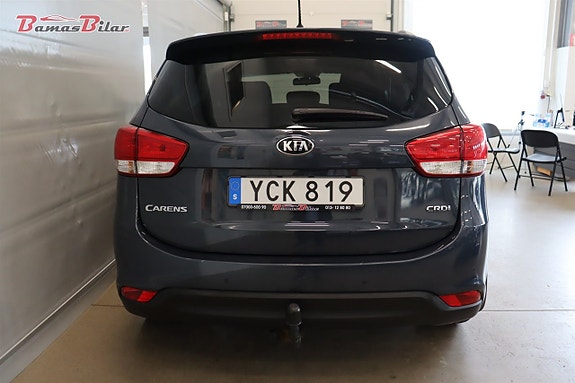 Kia Carens 4 of 23