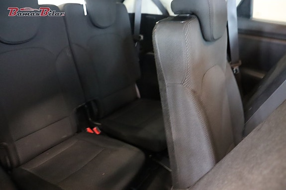 Kia Carens 16 of 23