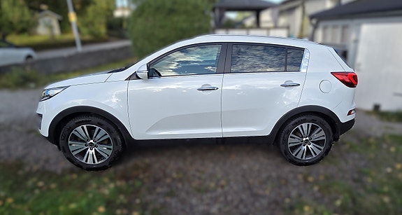 Kia Sportage 2 of 5