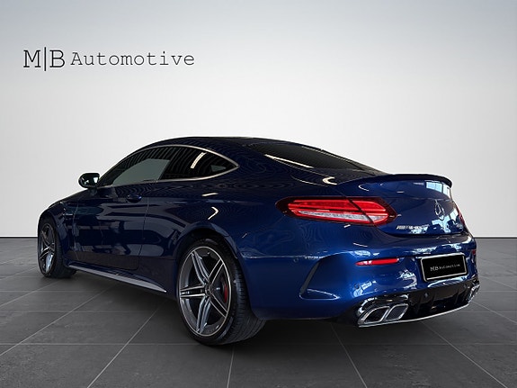 Mercedes-Benz C63 4 of 24