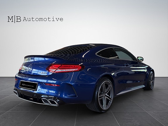 Mercedes-Benz C63 6 of 24