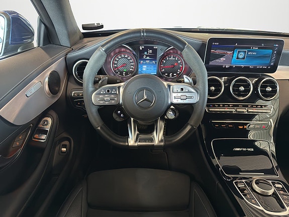 Mercedes-Benz C63 10 of 24