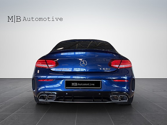 Mercedes-Benz C63 5 of 24