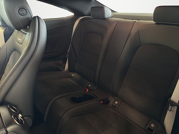 Mercedes-Benz C63 20 of 24
