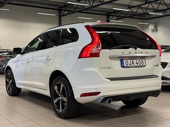 Volvo XC60 8 of 21