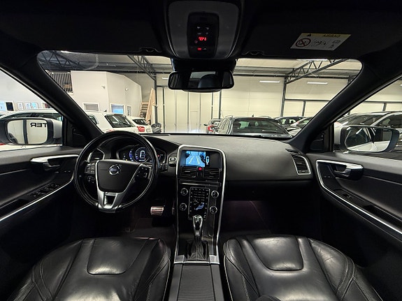 Volvo XC60 18 of 21