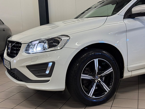 Volvo XC60 4 of 21