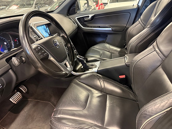 Volvo XC60 12 of 21