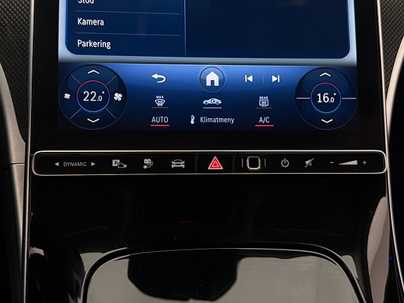 Mercedes-Benz C300 28 of 30