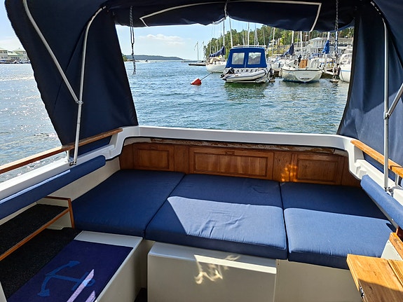 Välvårdad Flipper 700 – perfekt familjebåt för både dagsturer och övernattning 15 of 16