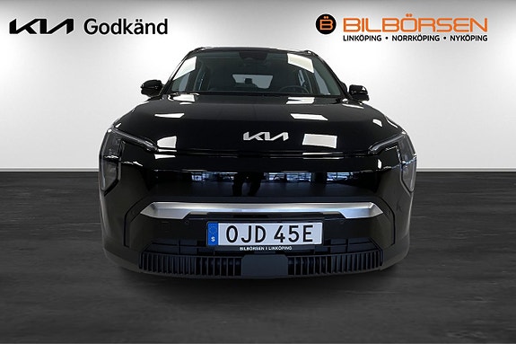 Kia EV3 2 of 14