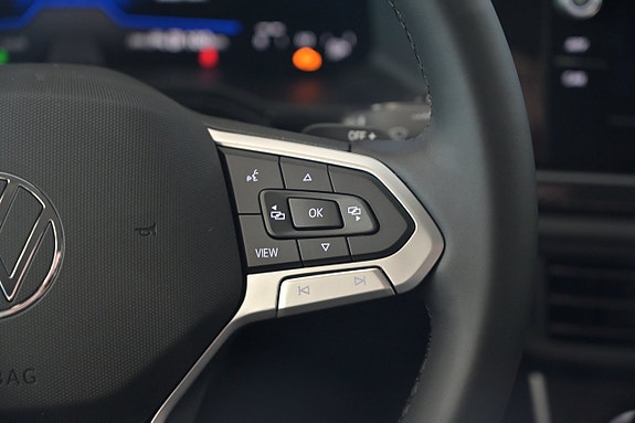Volkswagen Polo 16 of 24