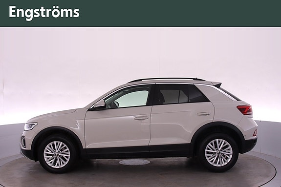 Volkswagen T-Roc 6 of 15