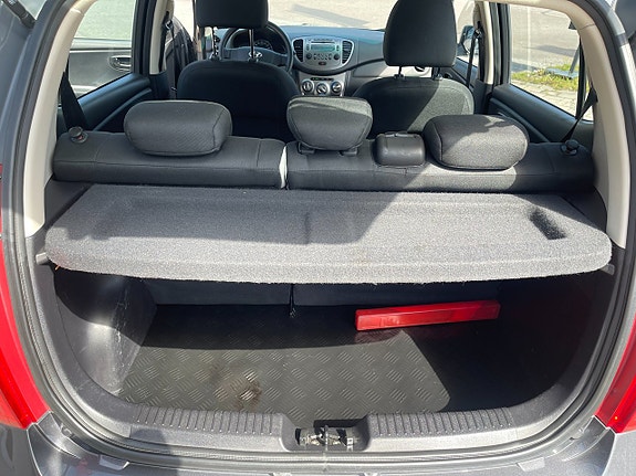 Hyundai i10 14 of 18