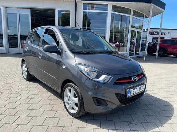 Hyundai i10 3 of 18