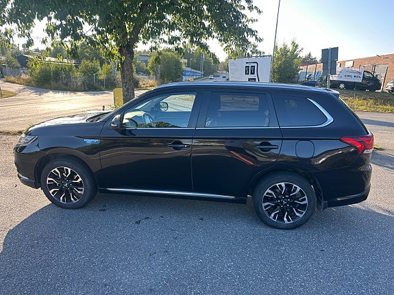 Mitsubishi Outlander 6 of 13