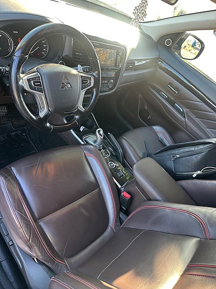 Mitsubishi Outlander 12 of 13