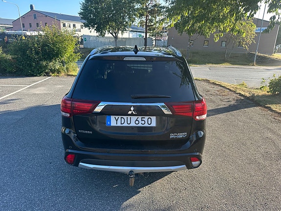 Mitsubishi Outlander 8 of 13