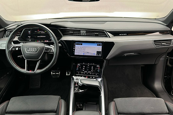 Audi Q8 e-tron 3 of 3