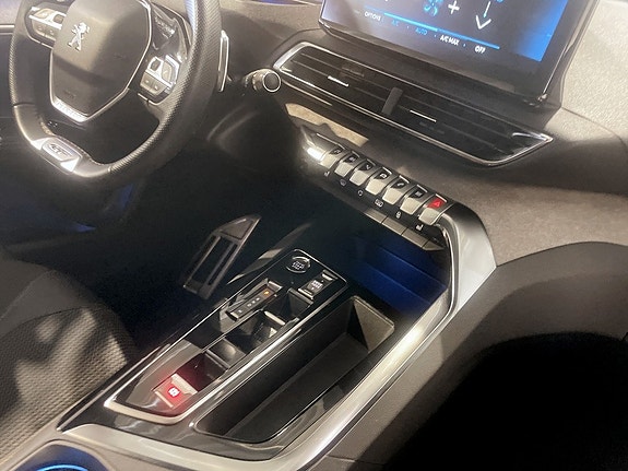 Peugeot 5008 10 of 15