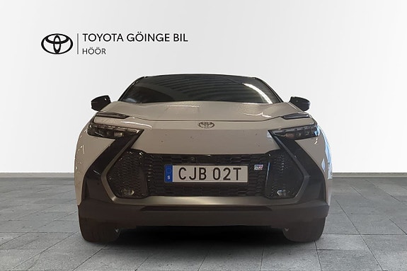 Toyota C-HR 6 of 11