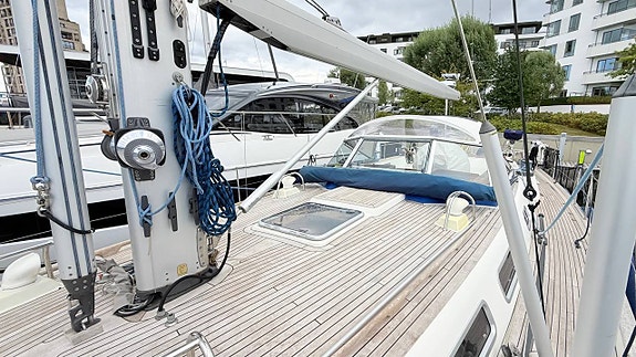 Hallberg-Rassy 54 / 2009 2 of 12
