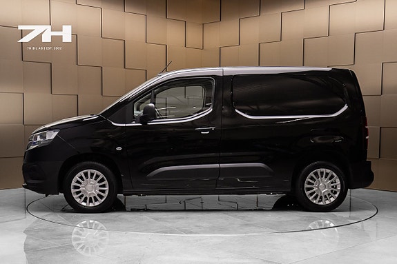 Toyota Proace City 2 of 17